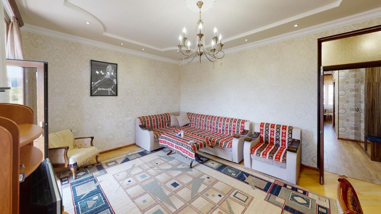 Yerevan City Center Apartment Exteriör bild