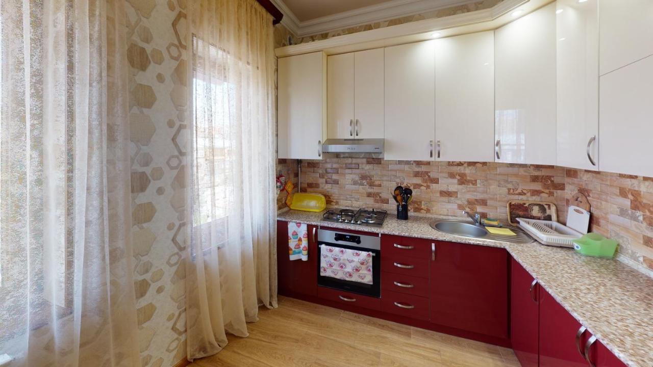 Yerevan City Center Apartment Exteriör bild